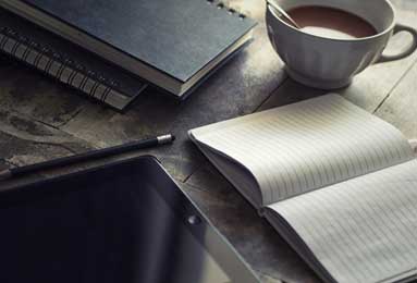 意甲媒体透露：弗拉霍维奇看到米兰正在商谈签约霍伊伦德，其准备降薪去找阿莱格里